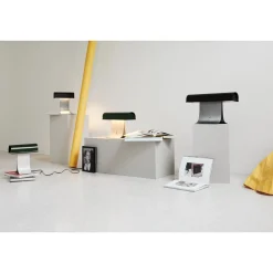 Northern Archive Bordlampe L50 Mørkegrøn/Lysegrøn