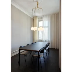 Nuura Apiales Cluster 6 Lysekrone Satin Sort/Opal
