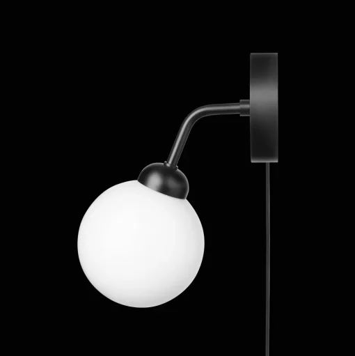 Nuura Apiales Váglampe Satin Sort med Ledning
