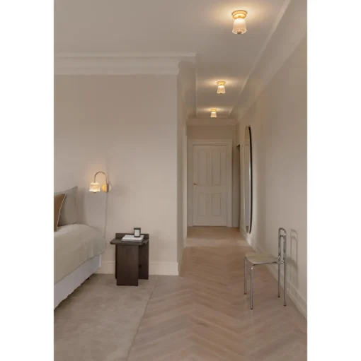 Nuura Asteea Loftlampe Satin Messing/Riflet Klar