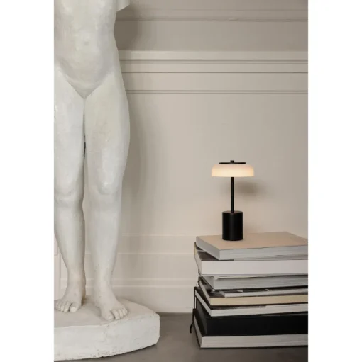 Nuura Blossi Transportabel Lampe Mini Sort/Opal
