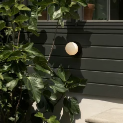 Nuura Liila 1 Udendørs Váglampe Mørk Bronze/Opal
