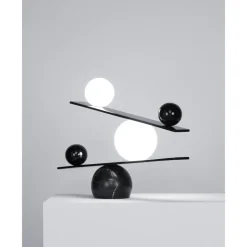 Oblure BALANCE Bordlampe Sort