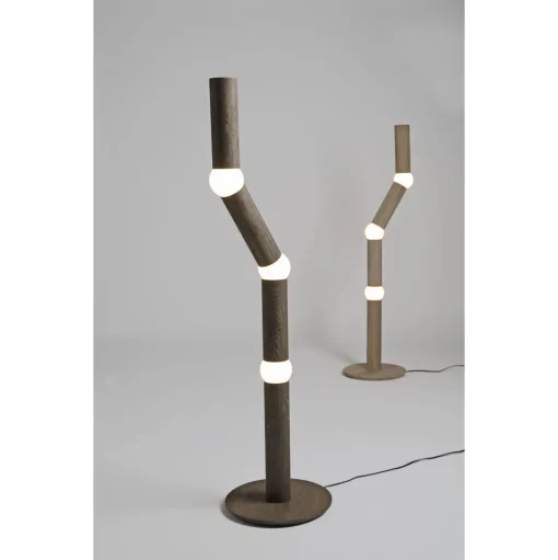 Oblure LIGHTBONE Gulvlampe Røget Eg