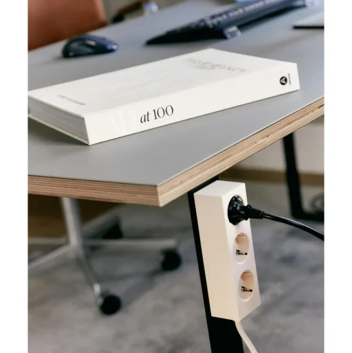 Pedestal Power Bar Stikdåse 500 cm Pearl