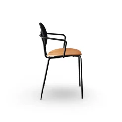 Sibast Furniture Piet Hein Spisebordsstol Sort med Armlán Sort Egetrá og Cognac Láder