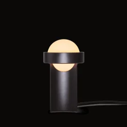 Tala Loop Bordlampe Lille Mørkegrå med Sphere III