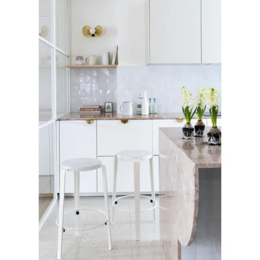 TipToe MI LOU Skammel Genanvendt Plastik Hvid/Rosemary Green