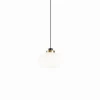 TOOY Legier 557.24 PendelØ35 cm Opal Hvid/Messing