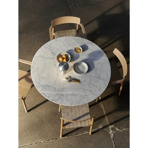 &Tradition Betty TK9 Spisebordsstol Med Armlán Eg/Natural