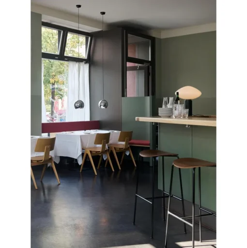&Tradition Pavilion AV37 Counter Barstol Lakeret Eg