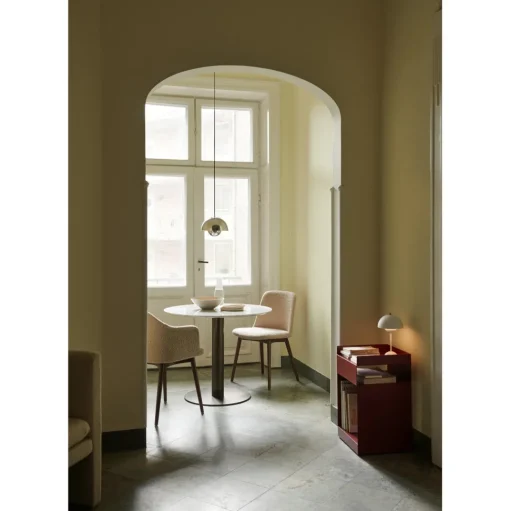 &Tradition Rely HW34 Spisebordsstol Med Armlán Polstret Sáde Soft Pink/Krom/Vidar 0622