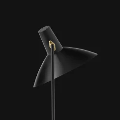 &Tradition Tripod HM8 Gulvlampe Mat Sort