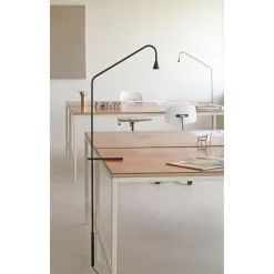 Trizo 21 Austere Bordlampe Messing