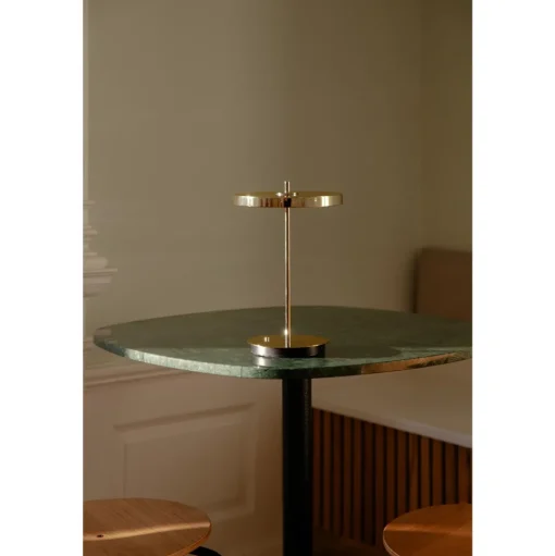 Umage Asteria Bordlampe Sort