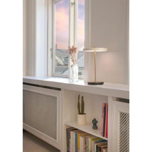 Umage Asteria Move V2 Transportabel Bordlampe Perle Hvid