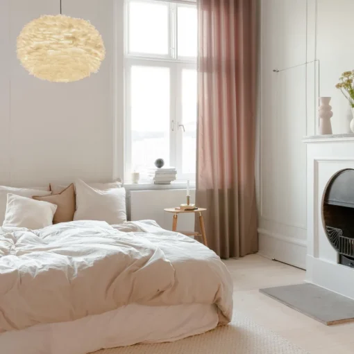 Umage Eos Pendel Stor Hvid med Flad Baldakin I Sort