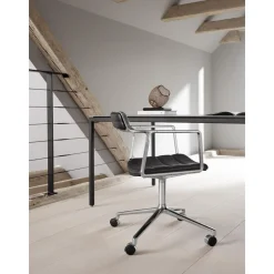 Vipp 452 Drejestol med Hjul Sort Láder