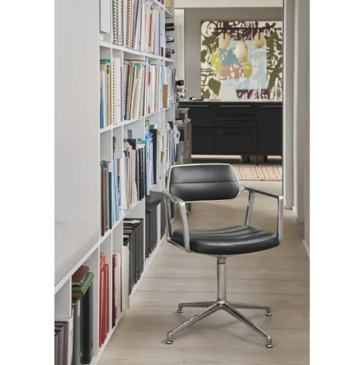 Vipp 453 Swivel Drejestol med Hjul Aluminium/Sort Láder