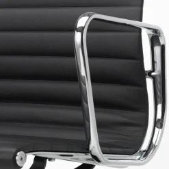 Vitra Aluminium EA 117 Kontorstol med Swivel, Armlán og Vippe Mekanisme