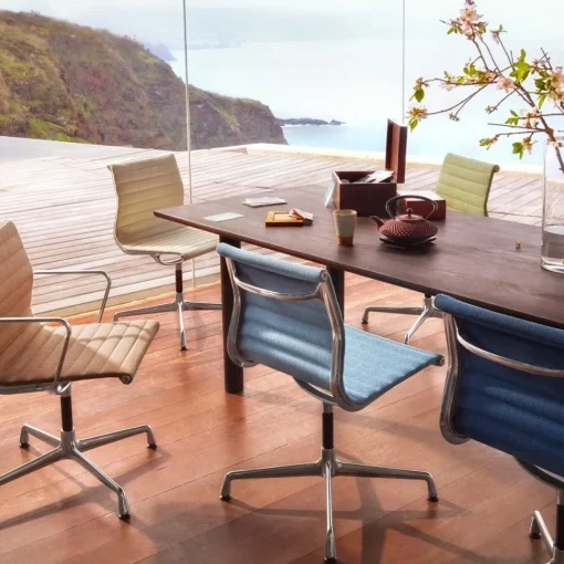 Vitra Aluminium EA 108 Kontorstol med Swivel Sort/Krom