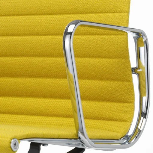 Vitra Aluminium EA 131 Kontorstol Med Swivel & Armlán Pastel Grøn/Canola
