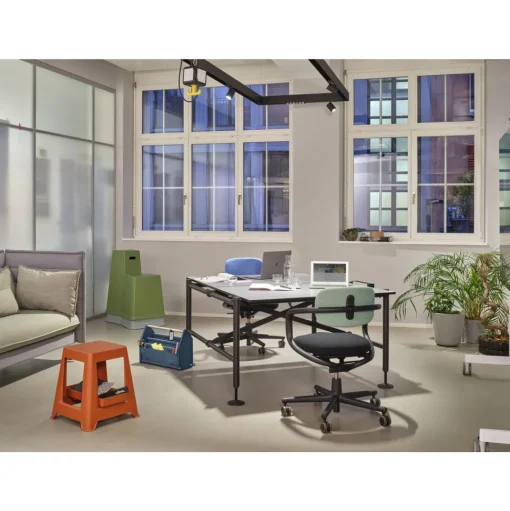 Vitra Chap Skammel RE Basic Dark