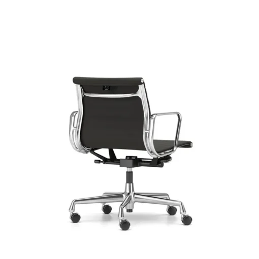 Vitra EA118 Kontorstol med Swivel/Armlán/Vippemekanisme Sort Láder/Krom Stel