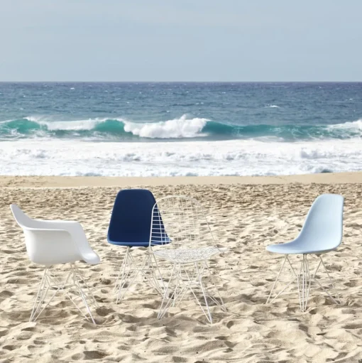 Vitra Eames Plastic DAR Spisebordsstol Sort/Krom
