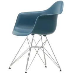 Vitra Eames Plastic RE DAR Spisebordsstol Sea Blue/Krom