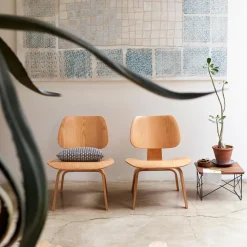Vitra LTR Sofabord Solid Mørk Eg/Sort