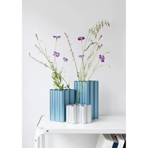 Vitra Nuage Vase Medium Stål Blå