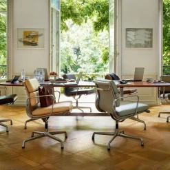 Vitra Soft Pad EA 208 Kontorstol med Swivel Sort/Krom