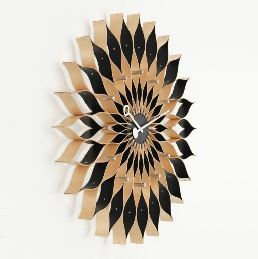 Vitra Sunflower Clock Ur Birk/Sort