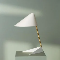 Warm Nordic Ambience Bordlampe Varm Hvid/ Messing
