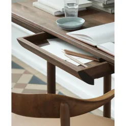 Warm Nordic Rúna Skrivebord L130 Teakolieret Egetrá
