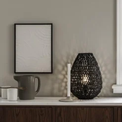 Watt & Veke Buster Bordlampe Sort