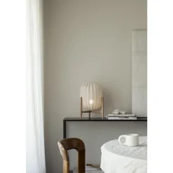 Watt & Veke Prisma 25 Bordlampe Mørk Ask/Hvid