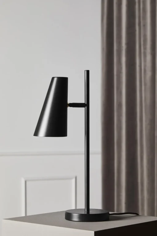 Woud Cono Bordlampe Sort